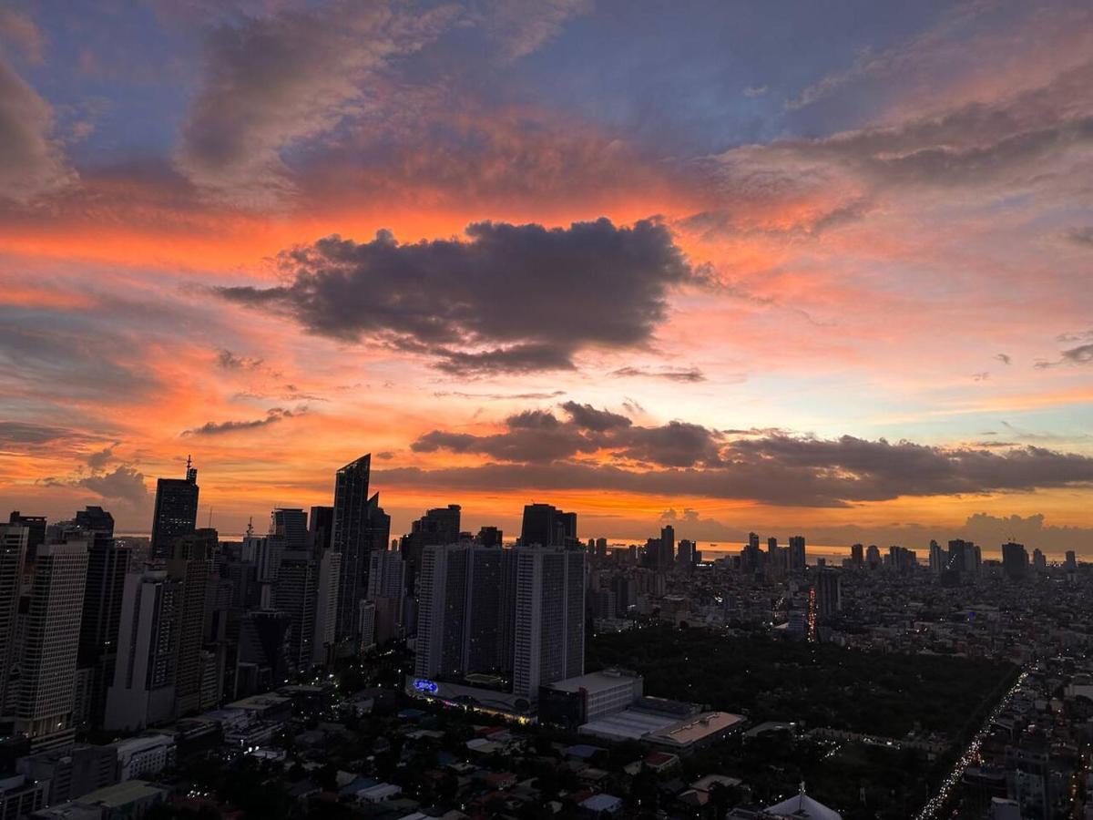 Apartment Homestyle Rare Find Corner With 2 Balconies In The Gramercy Residences Manila