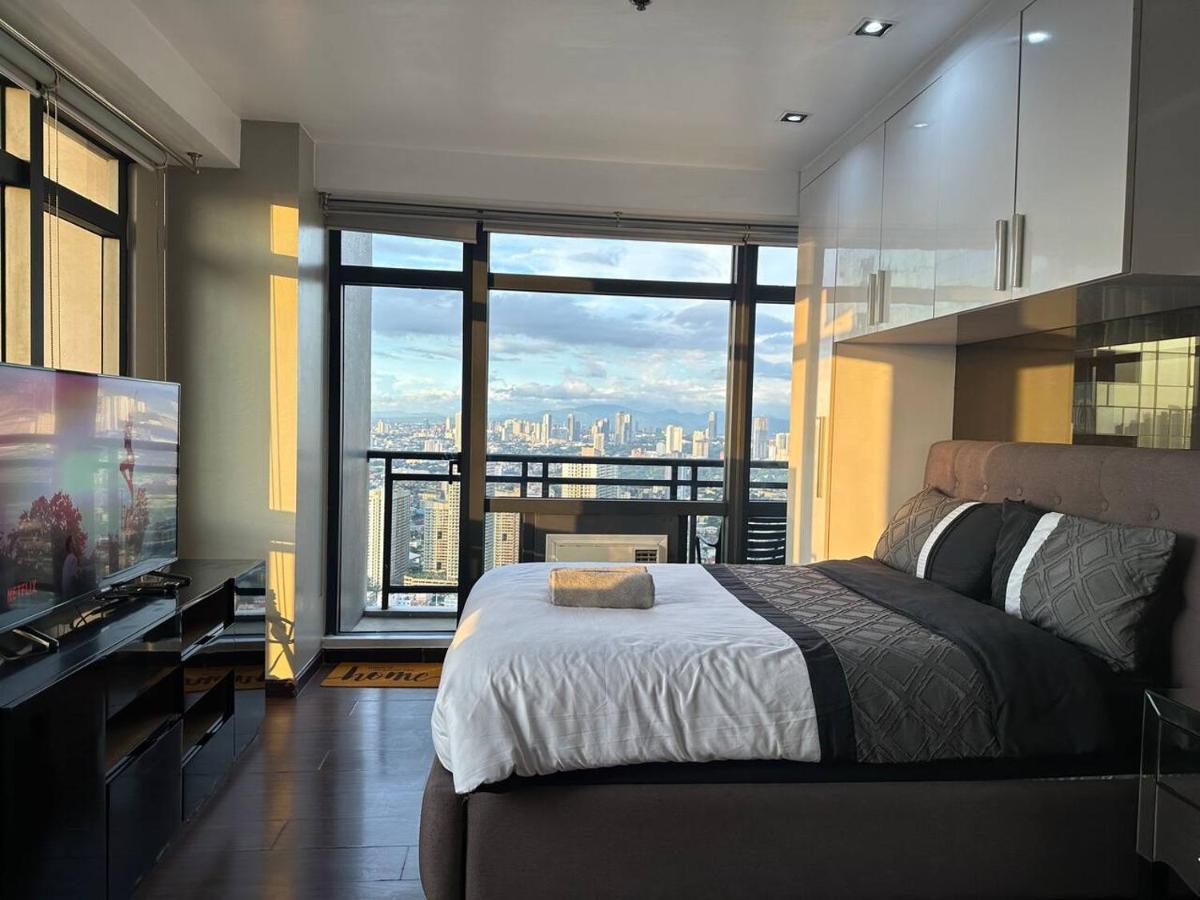 Apartment Homestyle Rare Find Corner With 2 Balconies In The Gramercy Residences Manila