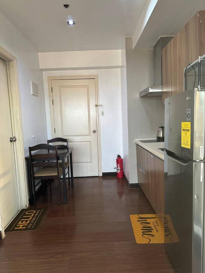Homestyle Rare Find Corner With 2 Balconies In The Gramercy Residences Apartment *